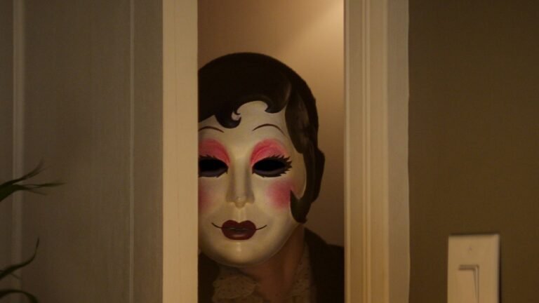 Os-estranhos-capitulo-2_destaque